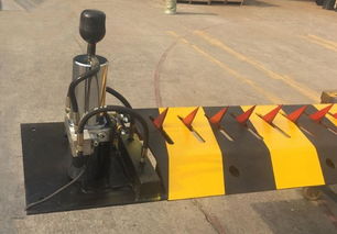 【電動(dòng)破胎器仁為毛尖液壓路障機(jī)系列蘇州路障設(shè)備】-