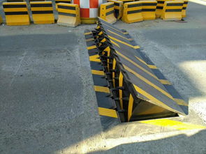 電動破胎器與仁為毛尖液壓路障機系列在蘇州路障設(shè)備的應用