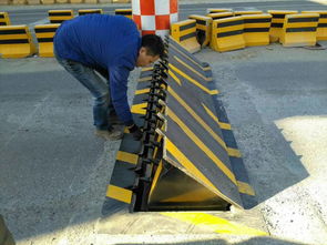 電動破胎器仁為毛尖液壓路障機系列 蘇州路障設(shè)備的卓越性能與應用